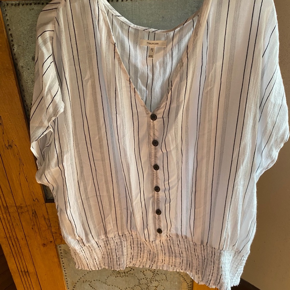Maurices shirt size XXL NWOT